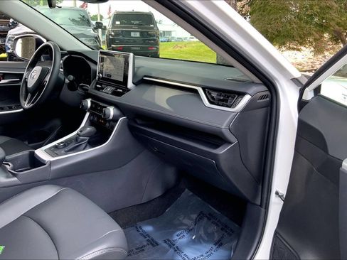 Used 2024 Toyota RAV4 XLE Premium w/ Weather Package AWD/4WD image 15