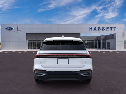 New 2026 Lincoln Nautilus Premier AWD/4WD image 5