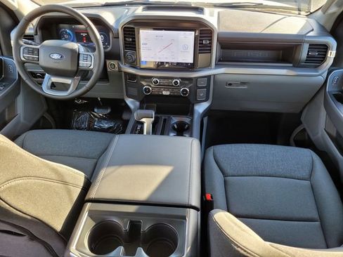 New 2025 Ford F150 Lightning XLT image 12