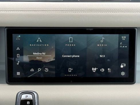 Used 2020 Land Rover Defender 110 First Edition image 19