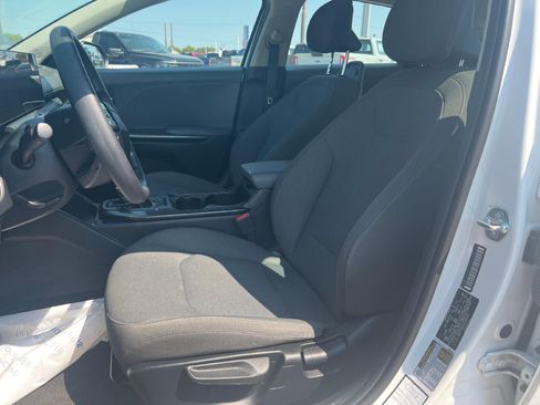 Used 2025 Kia K4 FWD image 11