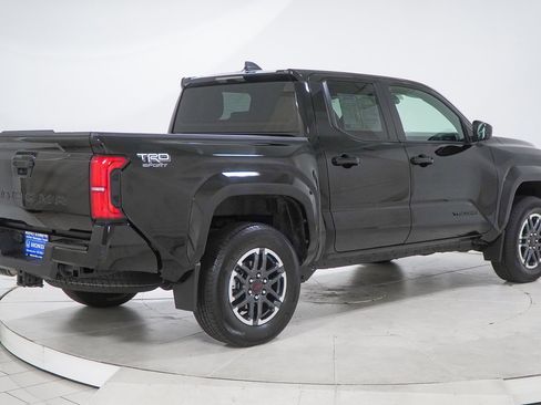 Used 2024 Toyota Tacoma TRD Sport image 13