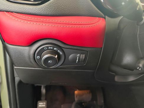 Used 2022 Dodge Durango R/T w/ Blacktop Package AWD/4WD image 35