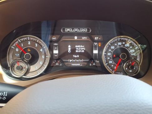 Used 2020 RAM 1500 Limited AWD/4WD image 23