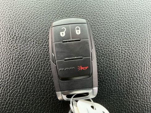 Used 2024 RAM 3500 Big Horn image 32