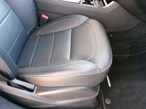 Used 2014 Mercedes-Benz ML 350 4MATIC w/ Premium 1 Package image 19