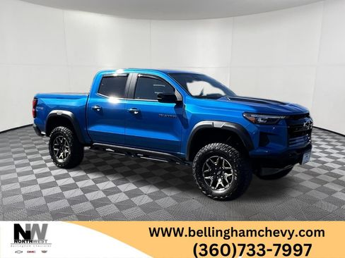 Used 2024 Chevrolet Colorado ZR2 w/ Technology Package AWD/4WD image 1