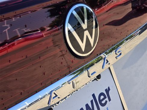 New 2026 Volkswagen Atlas Cross Sport SEL Premium R-Line image 7