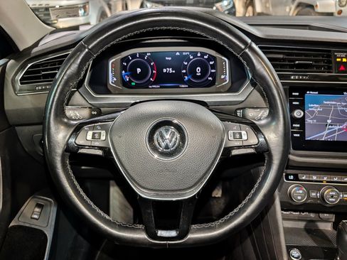 Used 2019 Volkswagen Tiguan SEL image 37