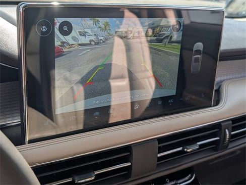 Used 2024 Lincoln Corsair FWD image 20