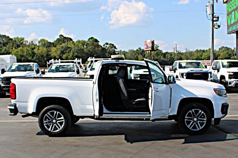 Used 2022 Chevrolet Colorado W/T w/ Custom Special Edition AWD/4WD image 8