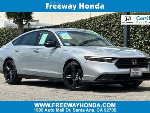 Certified 2025 Honda Accord Sport image 1