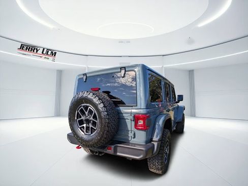 New 2026 Jeep Wrangler Unlimited Rubicon AWD/4WD image 3