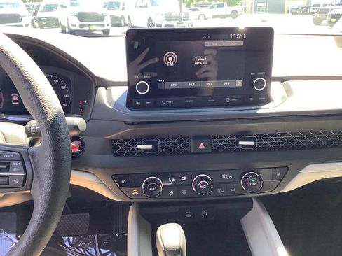 Used 2024 Honda Accord EX image 16