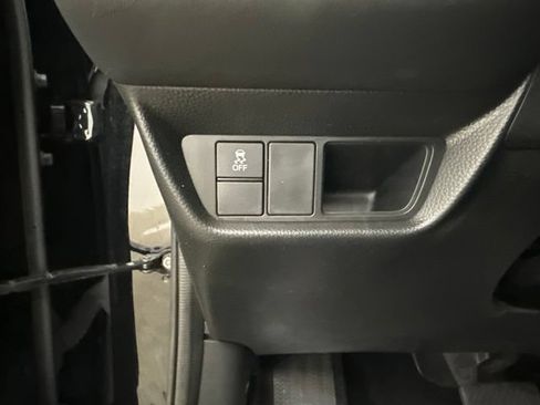 Used 2025 Honda HR-V Sport image 29