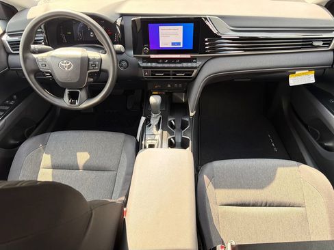 New 2026 Toyota Camry LE FWD image 28