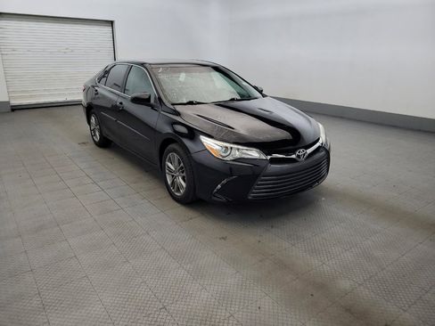 Used 2017 Toyota Camry SE w/ Protection Package (Q2) FWD image 13
