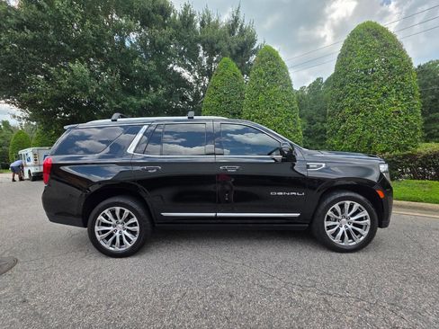 Used 2022 GMC Yukon Denali image 6