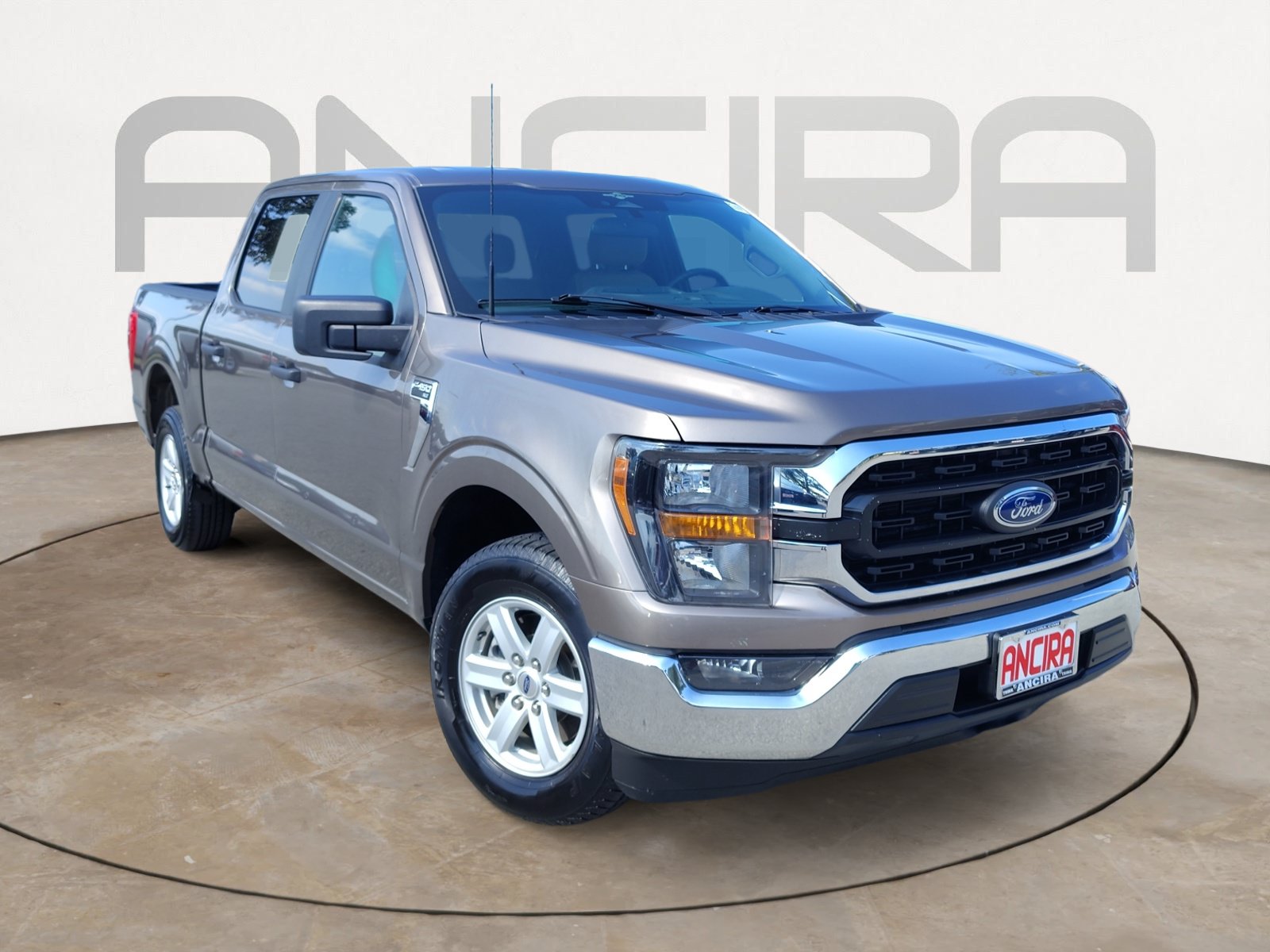 Used 2023 Ford F150 XLT RWD image 4