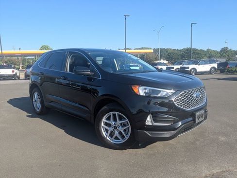 Certified 2023 Ford Edge SEL w/ Convenience Package AWD/4WD image 1