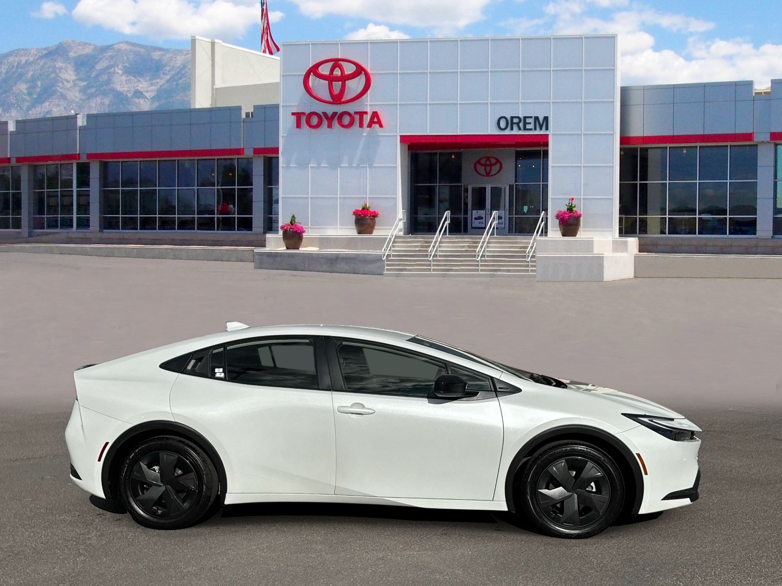 Used 2025 Toyota Prius LE FWD image 3