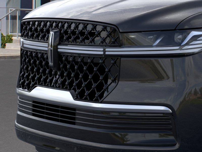 New 2026 Lincoln Navigator L Reserve w/ Jet Appearance Package AWD/4WD image 17