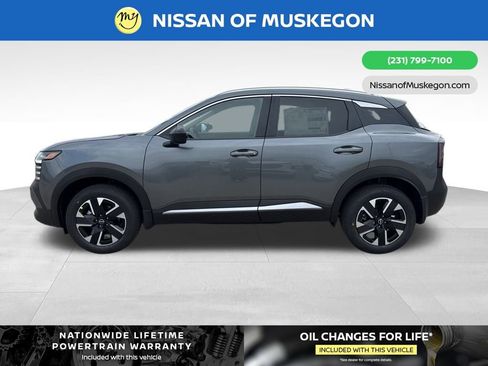 New 2026 Nissan Kicks SV w/ SV Premium Package image 4