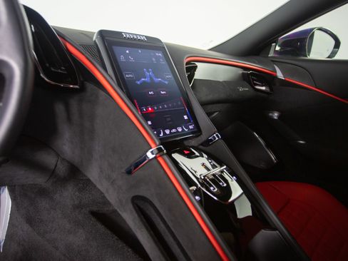 Certified 2022 Ferrari Roma image 36