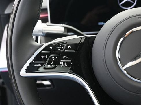 New 2025 Mercedes-Benz S 580 4MATIC Sedan image 2