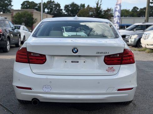 Used 2014 BMW 320i Sedan RWD image 7