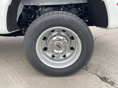 New 2026 Ford F450 Platinum w/ FX4 Off-Road Package image 11