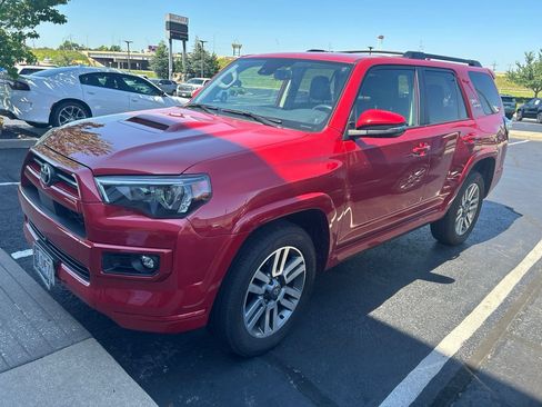 Used 2022 Toyota 4Runner TRD Sport w/ Technology Package AWD/4WD image 1