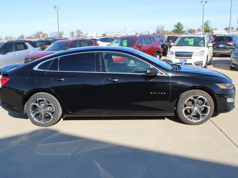 Used 2019 Chevrolet Malibu RS image 4