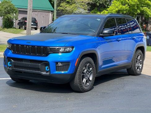 Used 2023 Jeep Grand Cherokee Trailhawk AWD/4WD image 51