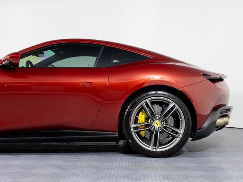 Certified 2022 Ferrari Roma image 17