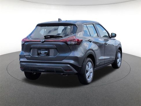 New 2025 Nissan Kicks Play S image 5