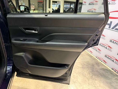 Used 2025 Toyota Grand Highlander AWD image 43