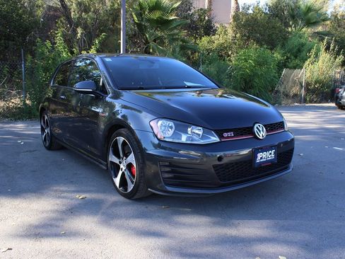 Used 2016 Volkswagen GTI SE FWD image 1