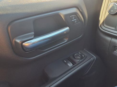 New 2026 Chevrolet Silverado 1500 W/T image 21