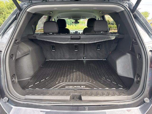 Used 2023 Chevrolet Equinox LT AWD/4WD image 22