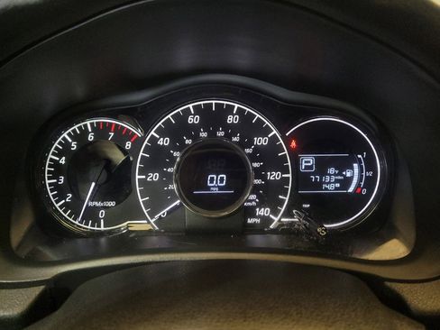 Used 2016 Nissan Versa Note SR image 23