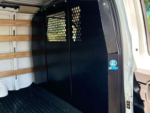 Used 2024 GMC Savana 2500 w/ Driver Convenience Package image 11