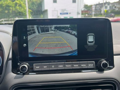 Used 2022 Hyundai Kona Limited image 23