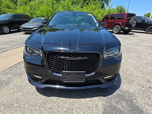 Used 2021 Chrysler 300 Touring L AWD/4WD image 11