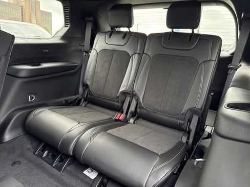 New 2025 Jeep Grand Cherokee L Altitude image 25