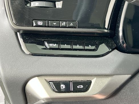 Used 2023 Lexus RX 350 w/ Accessory Package (2T) AWD/4WD image 10