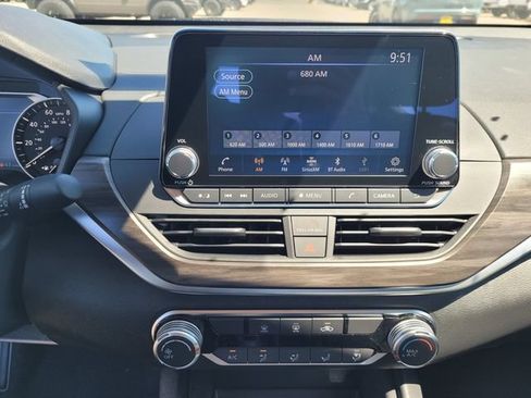 New 2026 Nissan Altima 2.5 SV FWD image 10