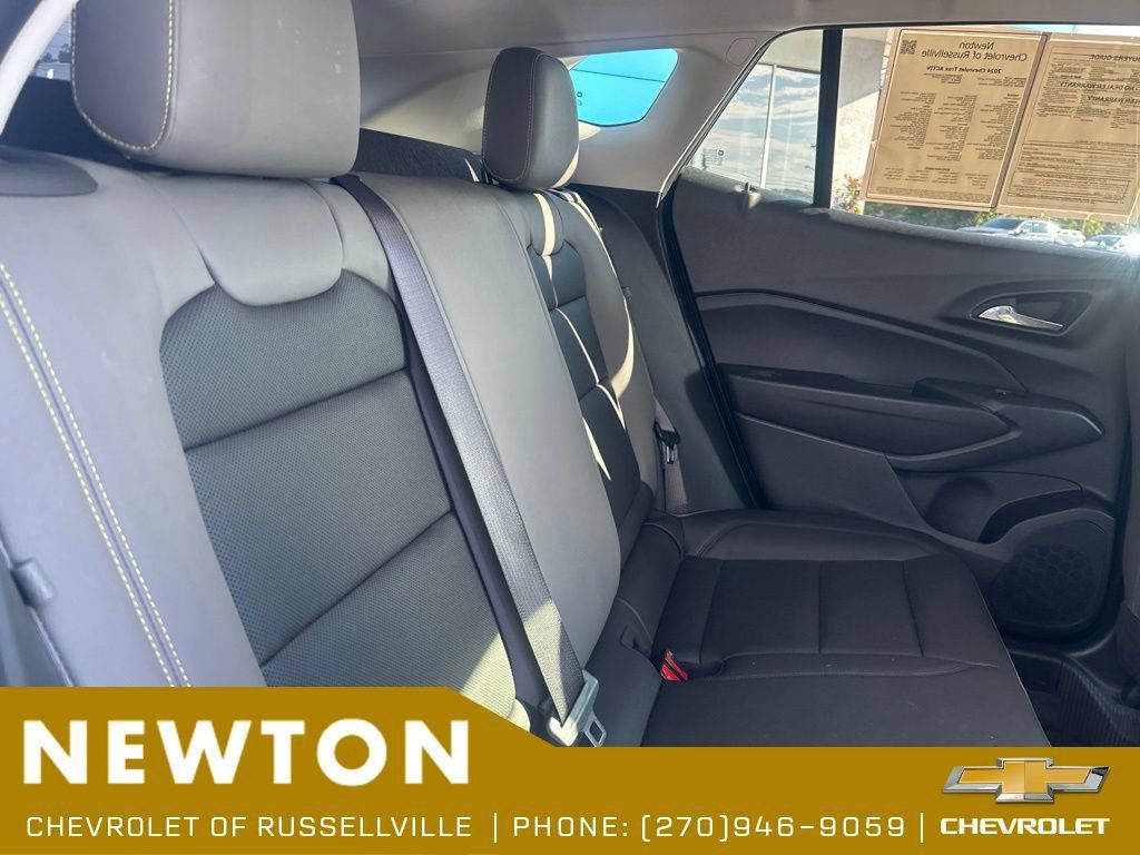 Used 2024 Chevrolet Trax ACTIV w/ Driver Confidence Package FWD image 25