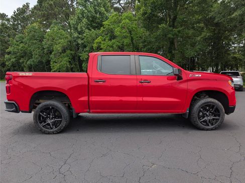 Used 2023 Chevrolet Silverado 1500 LT Trail Boss w/ Protection Package AWD/4WD image 6