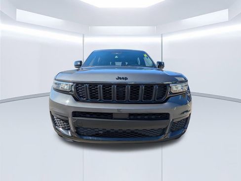 Used 2021 Jeep Grand Cherokee L Laredo image 9
